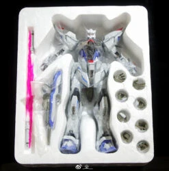 Wuming WMNL NoName 1/100 MG ZGMF-X10A ZGMFX10A Freedom Gundam Version 2.0 -Cheap Action Figures Store 13cc8fd22b