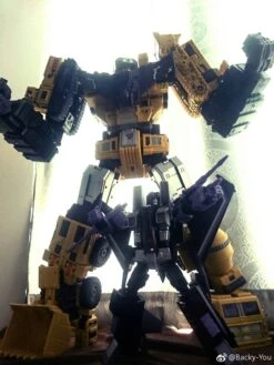 Toyworld TW-C07Y Constructor Devastator -Cheap Action Figures Store 16b650a079