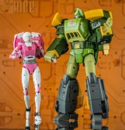 Fanstoys FT-24 Rouge Arcee -Cheap Action Figures Store 1d71d5f3ee