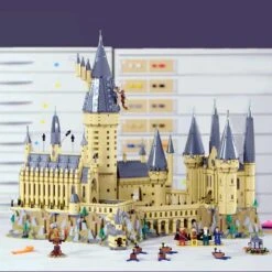 [No Box] Lepin 16060 Hogwarts Castle 71043 6742Pcs Harry Potter Series -Cheap Action Figures Store 23e5be7c0d