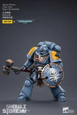 JoyToy Source 1/18 Warhammer 40K Space Wolves Claw Pack Sigyrr Stoneshield -Cheap Action Figures Store 3d0b5632bf