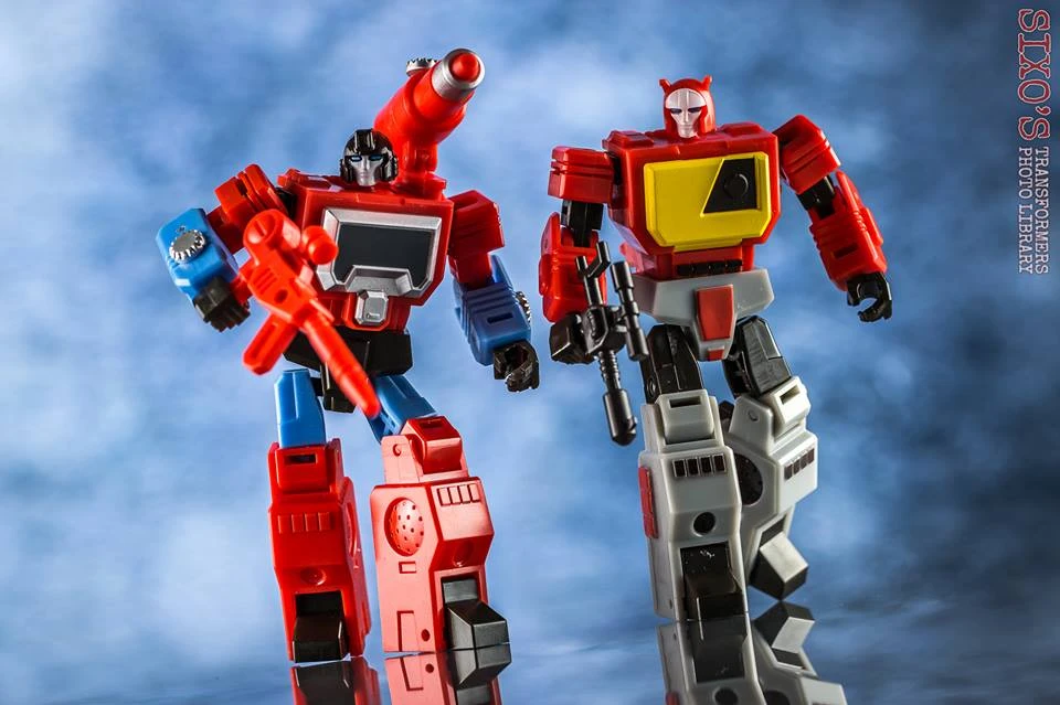 Mister Moon MM01 The Recorder & MM02 The Mic (Blaster & Perceptor) Set Of 2 9 Mister Moon MM01 The Recorder & MM02 The Mic (Blaster & Perceptor) Set Of 2 - Image 7