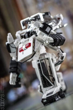 Takara MP-42 Masterpiece Cordon Diaclone Sunstreaker -Cheap Action Figures Store 6af351c18f