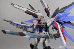 Wuming WMNL NoName 1/100 MG ZGMF-X10A ZGMFX10A Freedom Gundam Version 2.0 -Cheap Action Figures Store ac8dc04509