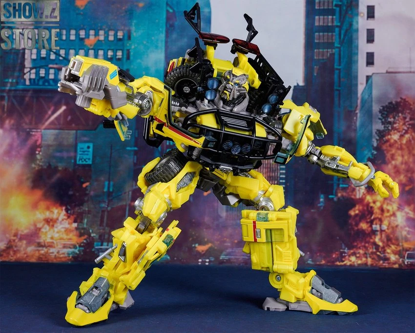 Takara Tomy Masterpiece Movie Series MPM-11 Ratchet 4 Takara Tomy Masterpiece Movie Series MPM-11 Ratchet - Image 2