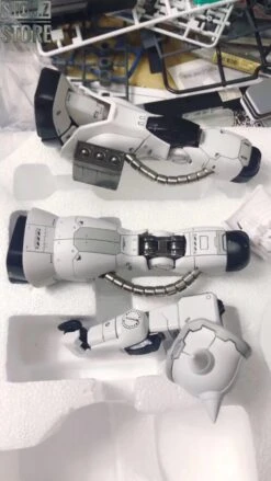 Metal Soldier MS 1/100 MS-06J MS06J Zaku II White Ogre Gundam Mobile Suit -Cheap Action Figures Store ce4b4f045d