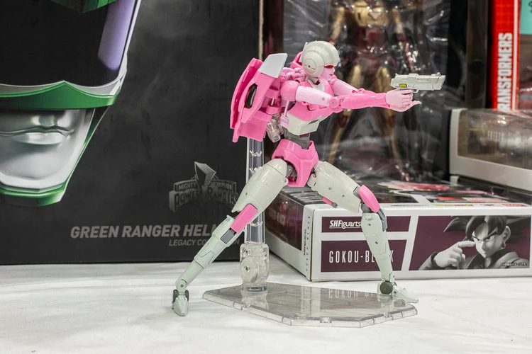 Mastermind Creations PS-04 Azalea Arcee 8 Mastermind Creations PS-04 Azalea Arcee - Image 6