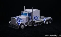 LegendaryToys LT02-W Optimus Prime MPM-04 White Version -Cheap Action Figures Store d9b54883e5