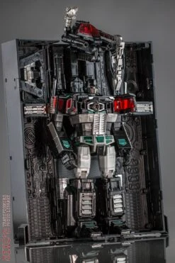 4th Party MP-10B Optimus Prime Black Version Figure & Trailer  -Cheap Action Figures Store e8688d2745
