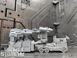 Dr.Wu DW-E23 Tactical Commander Ultra Magnus -Cheap Action Figures Store f4c186d71d